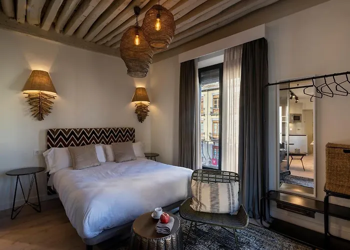 Home4U, Plaza Nueva 1